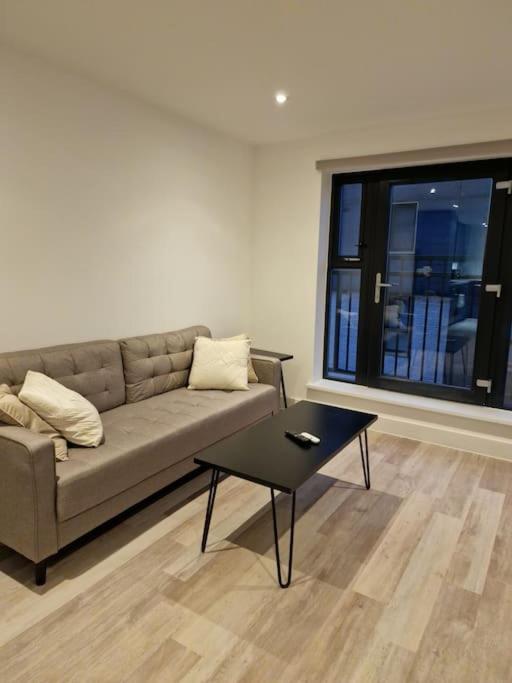 Modern-New Build Apartment In Birmingham Eksteriør bilde